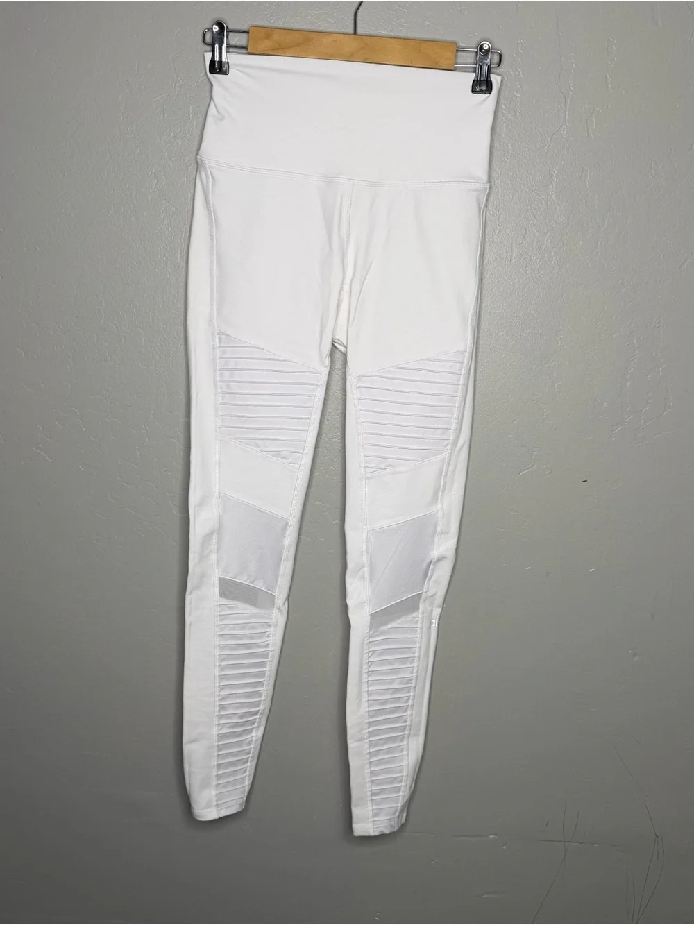 Alo Yoga Women’s High-Waist Moto Skinny Leggings Sz m
